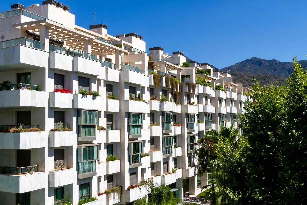 Marbella Banus Suites - Golden Mile Jardines Del Principe Suite Apartment Spain